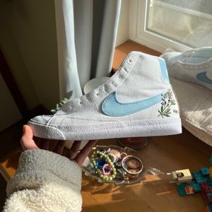 Nike Blazer Mid 77’ Indigo